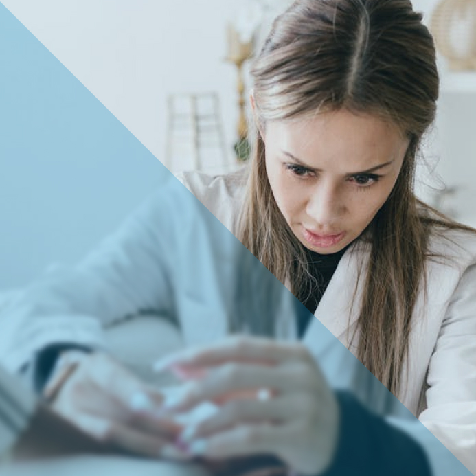 Lekarz czy kosmetolog? Kto naprawdę może wykonywać zabiegi estetyczne i czy coś się tutaj zmieni?